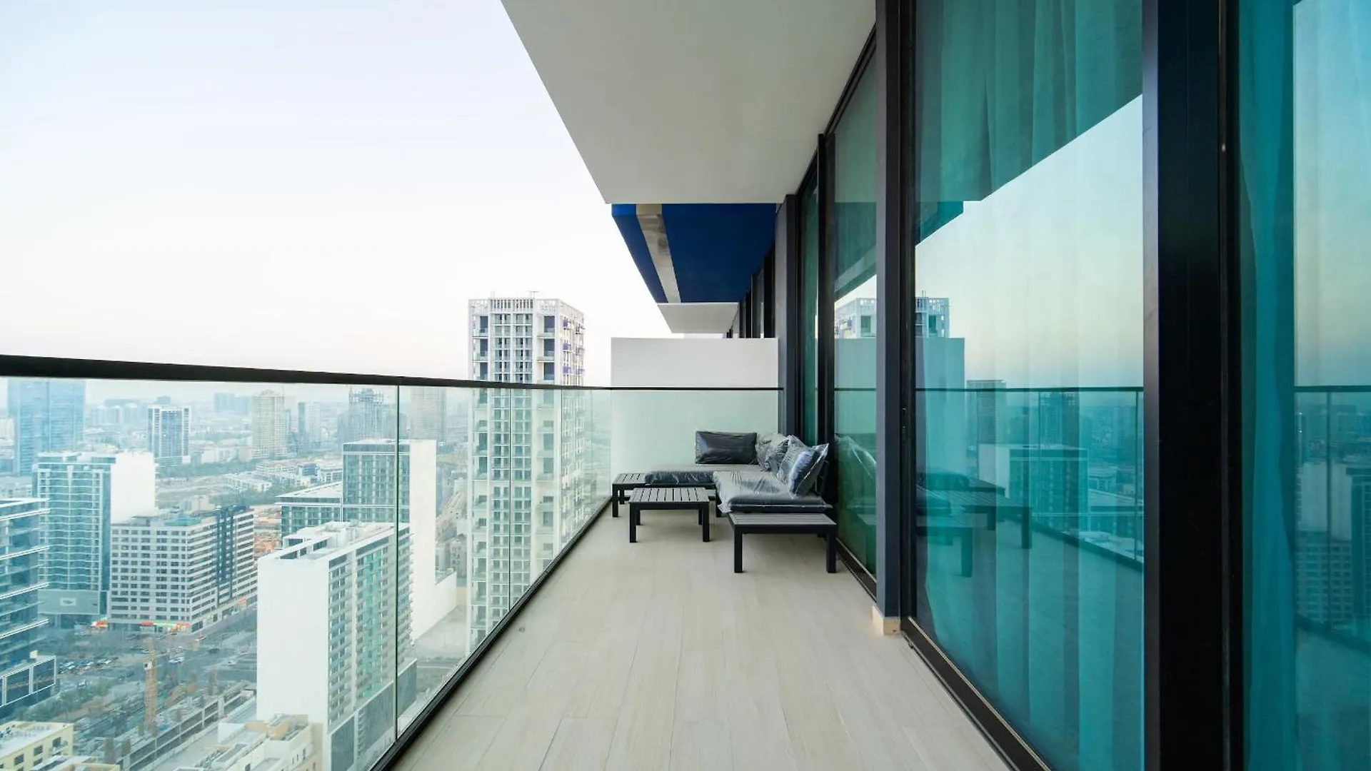 New Jvc 1Br With 29Th Floor View - Calm And Kid-Ready Apartment Dubai