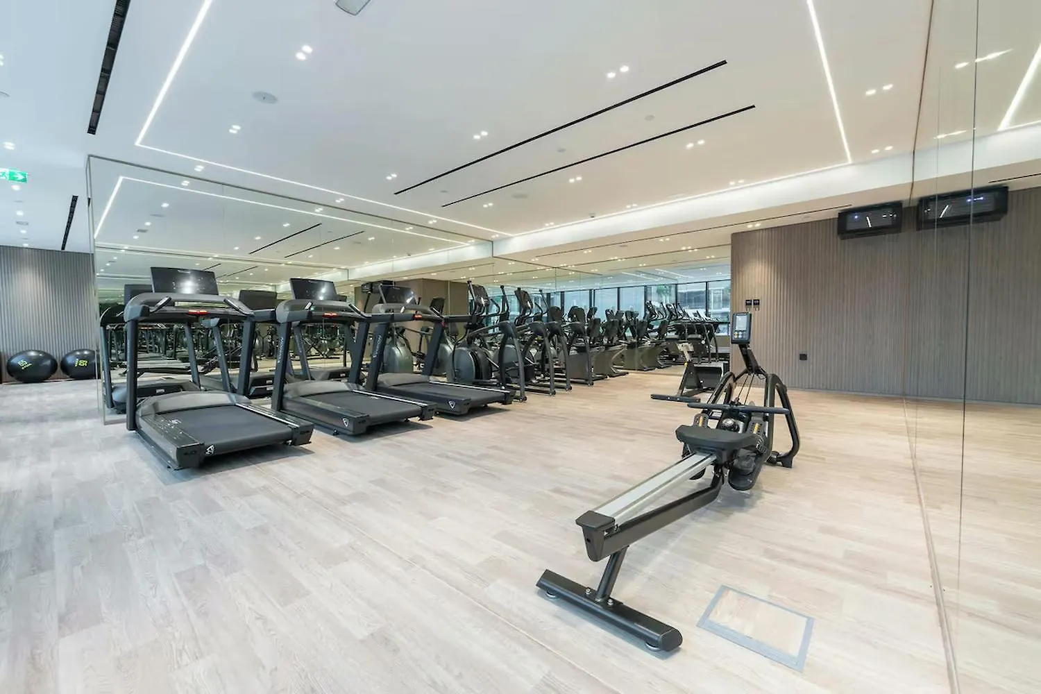 New Jvc 1Br With 29Th Floor View - Calm And Kid-Ready Apartment Dubai